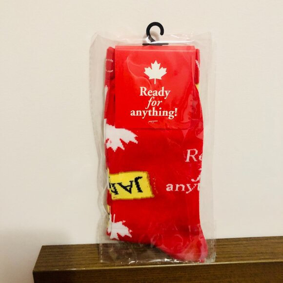 🍁 NWT Rare Janes “Proudly Canadian” Promo Socks Maple Leaf Canada Gift Limited - Picture 2 of 2